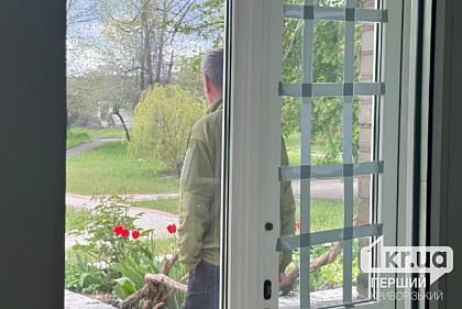 військовослужбовець