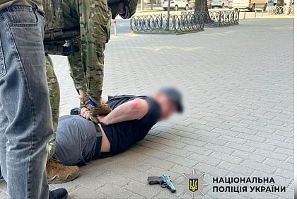Криворожанин организовал наркоканал в Киев: полиция изъяла кокаин на 8 миллионов гривен