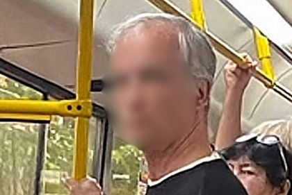 Криворожане массово жалуются на мужчину, который домогается детей, подростков и женщин