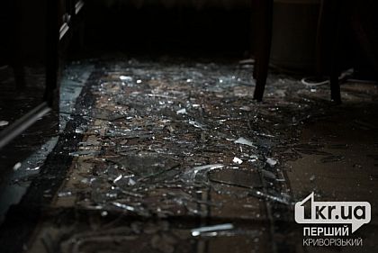 Пошкоджене підприємство: російська армія вдарила по Кривому Рогу