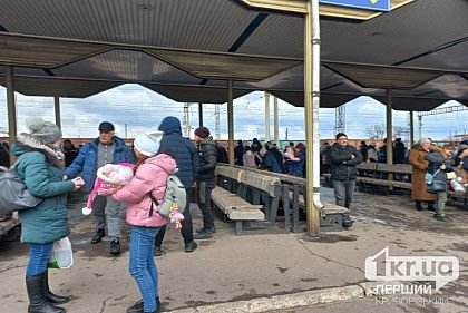 В двух громадах Днепропетровской области идет принудительная эвакуация семей с детьми