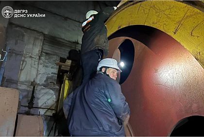 Шахтеры застряли под землей после обстрела Кривого Рога — всех спасли