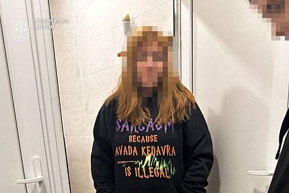 Вымогала 2,6 тысячи долларов за разрешение на рекламу: на Днепропетровщине разоблачили чиновницу горсовета