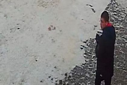 Полиция Днепропетровщины просит помочь установить личность мужчины