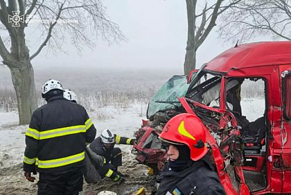 На трассе Днепр – Кривой Рог произошла авария с участием семи автомобилей