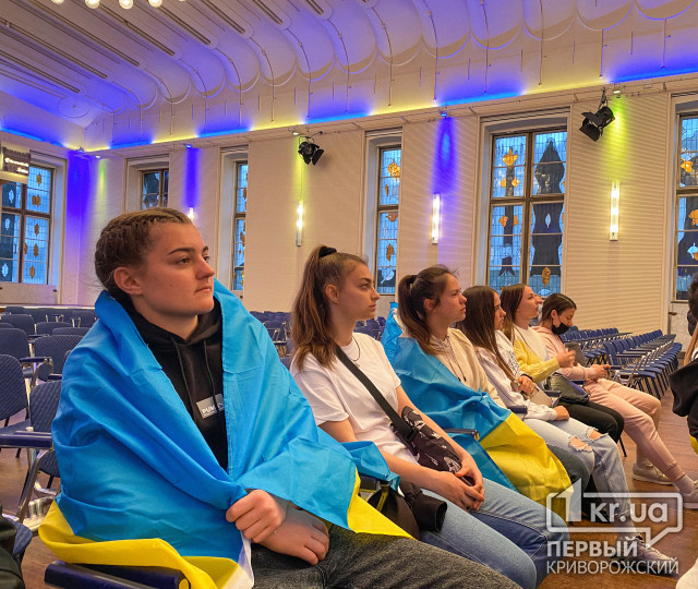 Криворізький жіночий ФК відвідав благодійний концерт на підтримку України у Німеччині