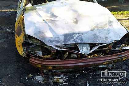 Перші фото з місця обстрілу Кривого Рогу