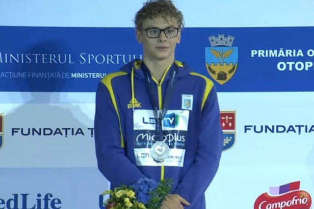 Днепровский пловец вошел в пятерку спортсменов, которые представят Украину на чемпионате мира