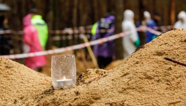 На Херсонщині виявили масове поховання жертв окупантів — Міністр оборони