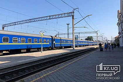 «Укрзалізниця» изменила график движения электричек, курсирующих между Кривым Рогом, Никополем и Пятихатками