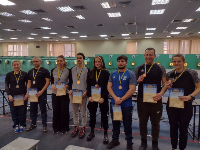 Криворожане заняли призовые места на зимнем чемпионате Украины по стрельбе