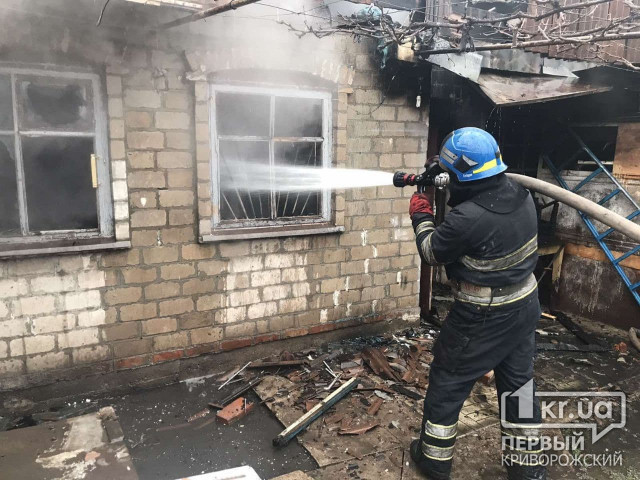 В Кривом Роге горела летняя кухня