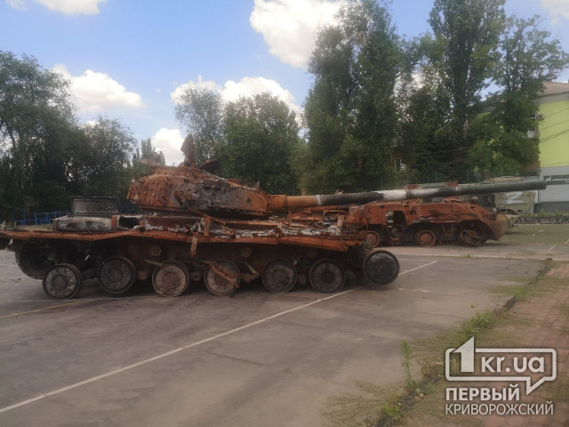 Украинская авиация и артиллерия продолжают уничтожать врага на юге Украины