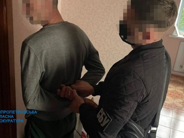 Втекти за 3 тисяч доларів: на Дніпропетровщині поліція викрила незаконну схему перетину кордону
