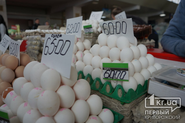 Антимонопольний комітет досліджує причини здорожчання курячих яєць