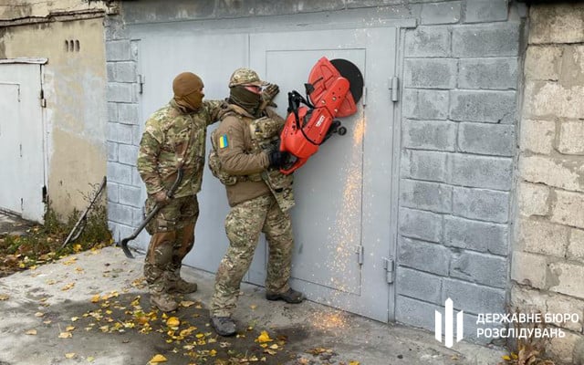 Сотрудники ГБР обнаружили «черную кассу» наркодельцов из Днепропетровской области