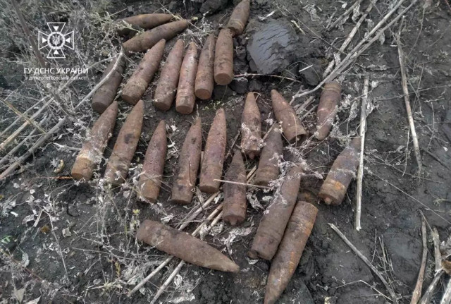 Пиротехники Днепропетровщины уничтожили 31 устаревший и 8 современных боеприпасов