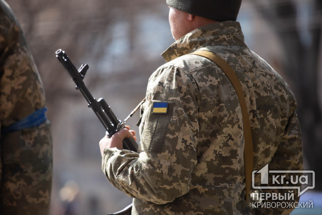 Волонтерка збирає кошти на прилад нічного бачення для українських військових