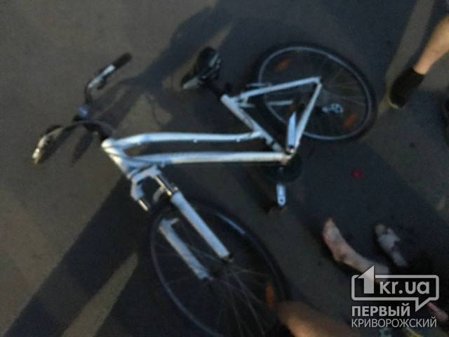 У Кривому Розі автівка збила велосипедистку