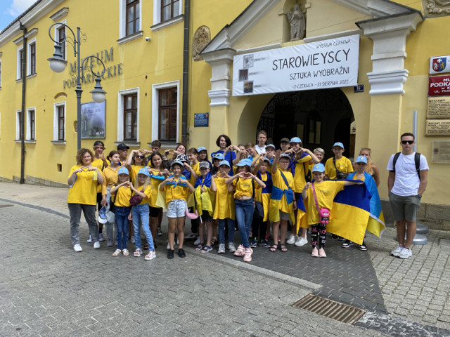 У Польщі відкрився дитячий табір для дітей українських військових