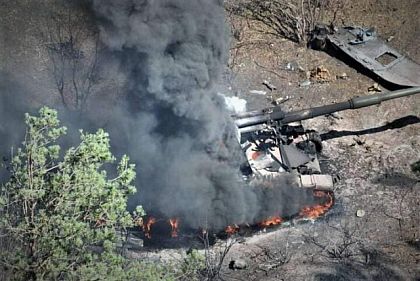 На Південнобузькому напрямку ворог обстрілює з танків та артилерії лінію зіткнення