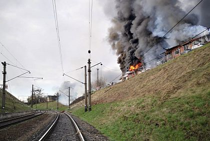 У Львові кілька ракет влучили поруч із залізничними об’єктами