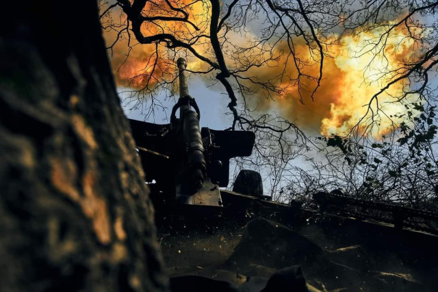 На Херсонщині окупанти для пошуку дезертирів залучають гелікоптери та зброю