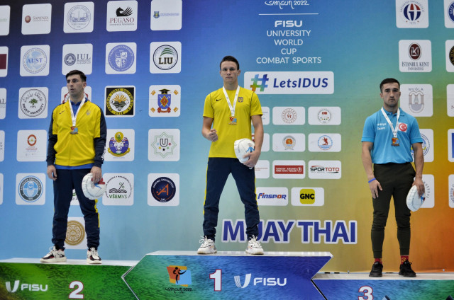 Криворізький спортсмен Олександр Єфіменко виборов золото на Кубку світу з єдиноборств