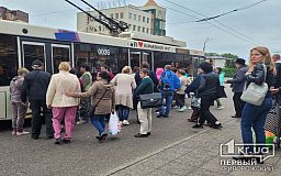 Городской троллейбус в Кривом Роге за пол года понес убытки на миллионы гривен