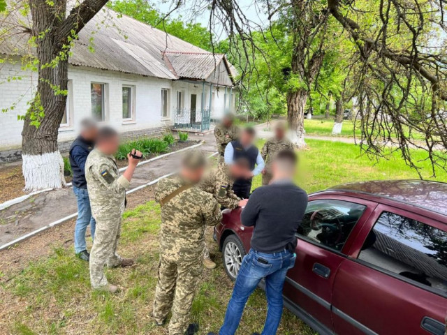 На Дніпропетровщині на хабарництві затримали в.о. заступника начальника штабу військової частини