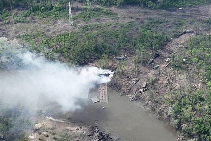 На Криворізькому та Миколаївському напрямках ворог продовжує артилерійські обстріли позицій наших військ