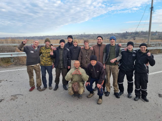 Україна повернула з полону 107 військових, серед них 74 захисників Азовсталі