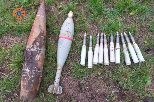 Піротехніки знищили 22 сучасних боєприпаси на Дніпропетровщині