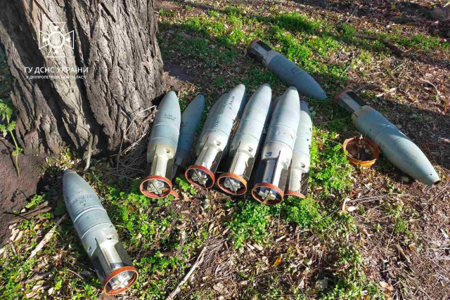 79 небезпечних боєприпасів за день знешкодили піротехніки Дніпропетровщини