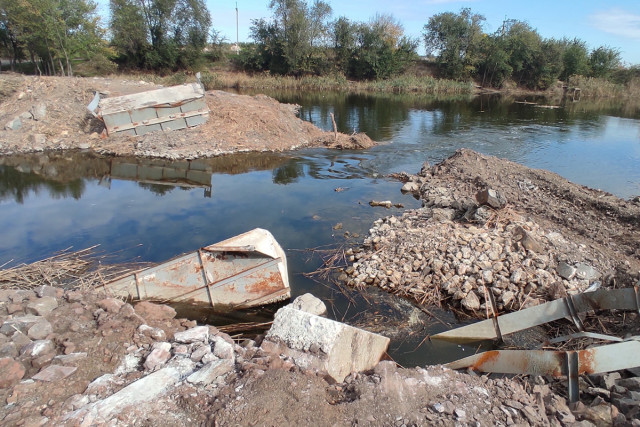 Працівники Інулецького ГЗК побудували нову переправу через річку Інгулець