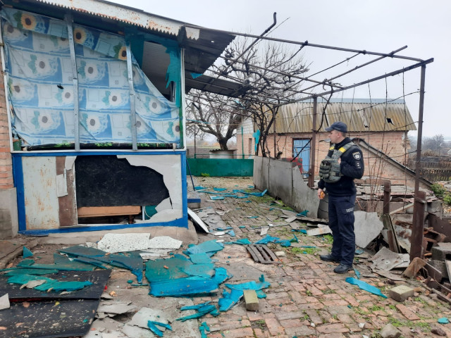 Поліція документує наслідки ворожих атак по Нікопольському району
