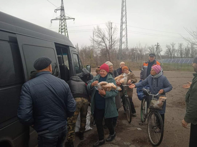 Громады Криворожского района помогают соседним селам Херсонщины