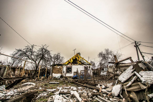 В результате ракетного удара по Днепру уничтожен жилой квартал
