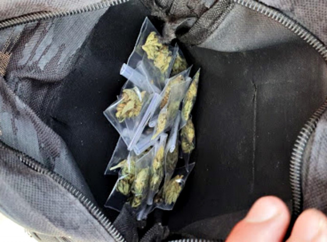 В Кривом Роге задержан мужчина с 15 пакетиками марихуаны