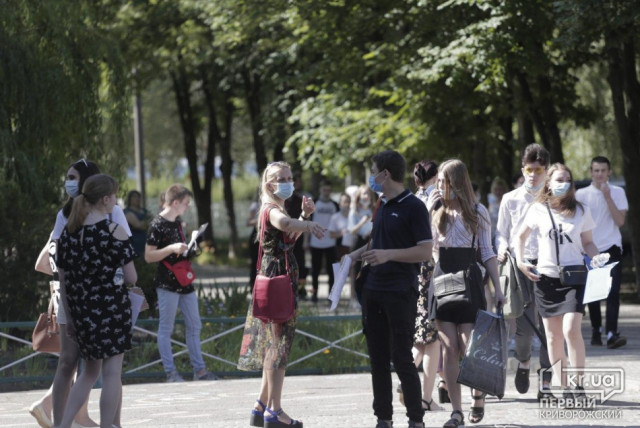68% зарегистрированных участников ВНО в Кривом Роге пришли на тестирование по украинскому языку и литературе