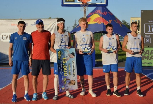 Двое криворожских баскетболистов в составе молодежной сборной стали призерами чемпионата Украины