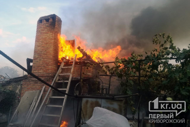 Масштабный пожар: в Кривом Роге сгорели два частных дома