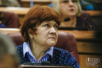 Криворожскую депутатку оштрафовали за нарушение порядка голосования во время сессии