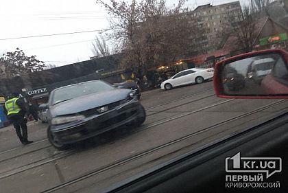 Из-за ДТП приостановлено движение трамваев в Кривом Роге