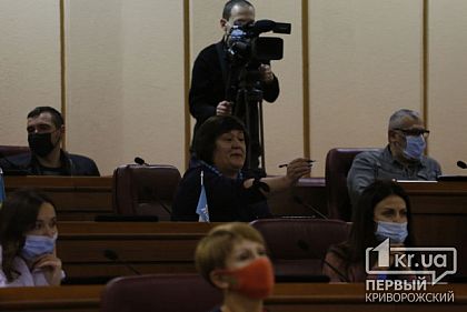 Первые конфликты в новом горсовете Кривого Рога: оппозиции не дают слово