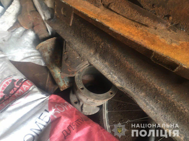 Возле вокзала «Кривой Рог – Главный» мужчина организовал незаконный пункт приема металла