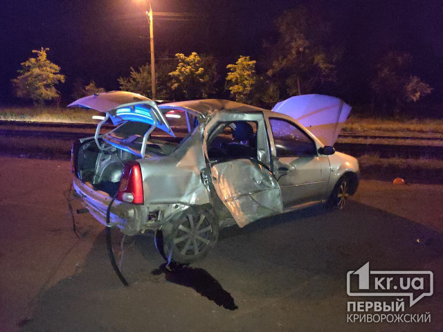 В Кривом Роге в ДТП пострадали водитель и пассажир