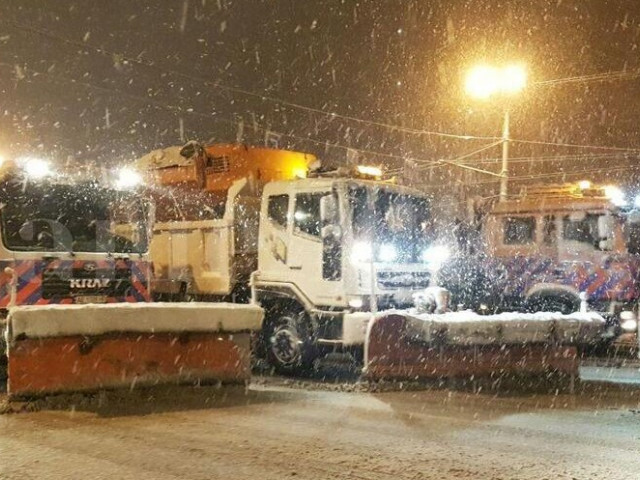 В Днепропетровской области основные дороги расчищены от снега, - заявление