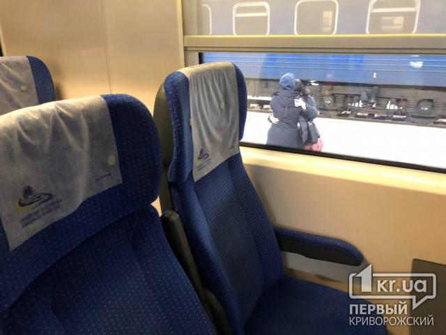 К 8 марта назначены дополнительные поезда из Кривого Рога в Киев и Одессу