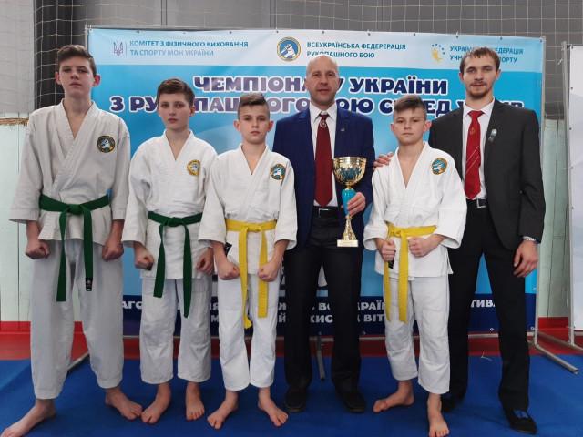 Криворожские школьники завоевали медали на турнире Украины по рукопашному бою